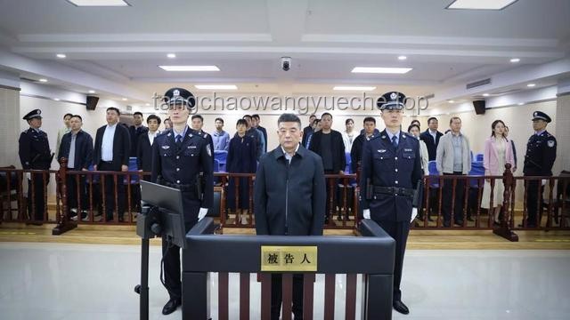 龙飞受贿案一审宣判：国企反腐新动向